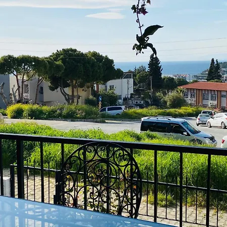 Marina Boelgesinde 3+1 Deniz Manzarali Lägenhet Kusadası